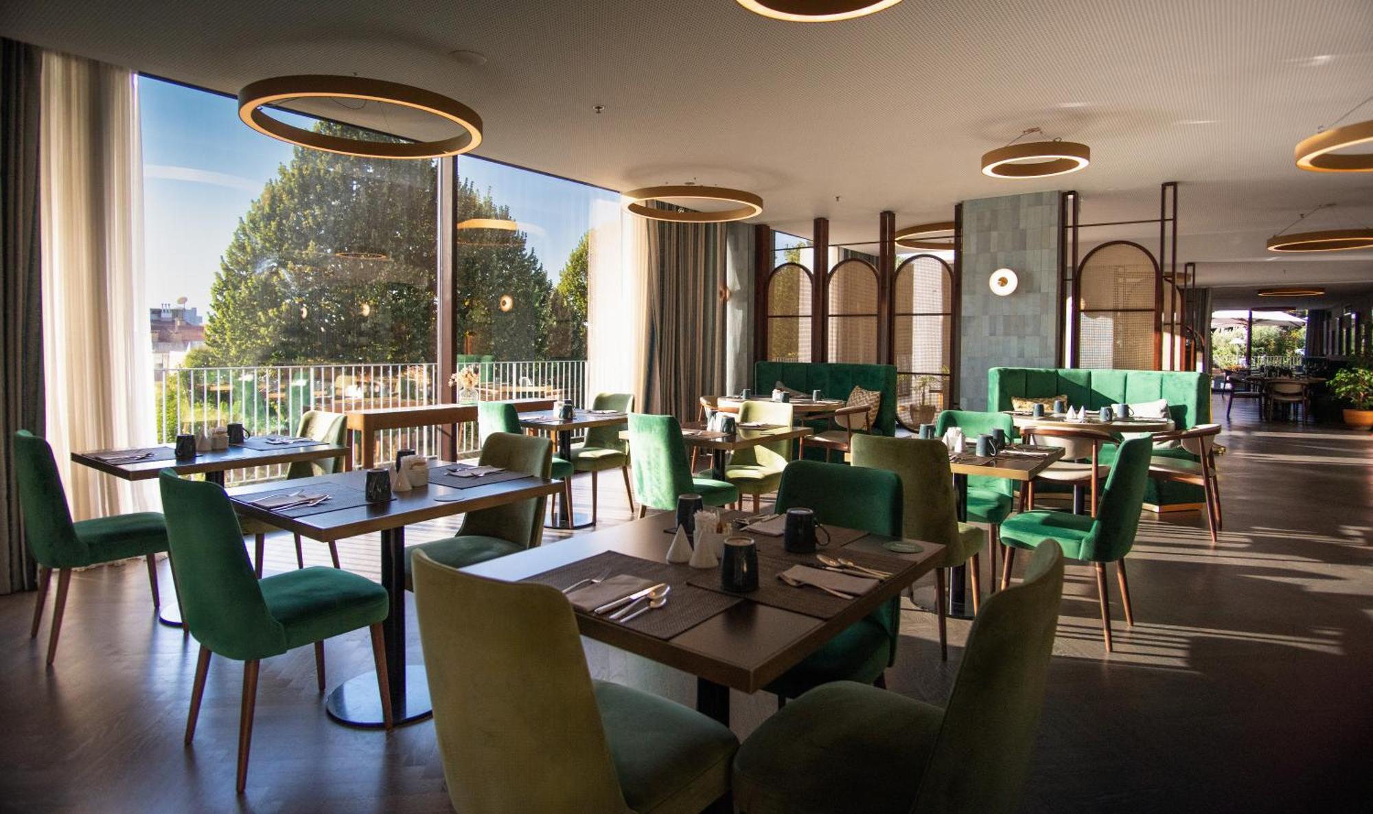 Boeira Garden Hotel Porto Gaia, Curio Collection By Hilton Vila Nova de Gaia Eksteriør billede The restaurant